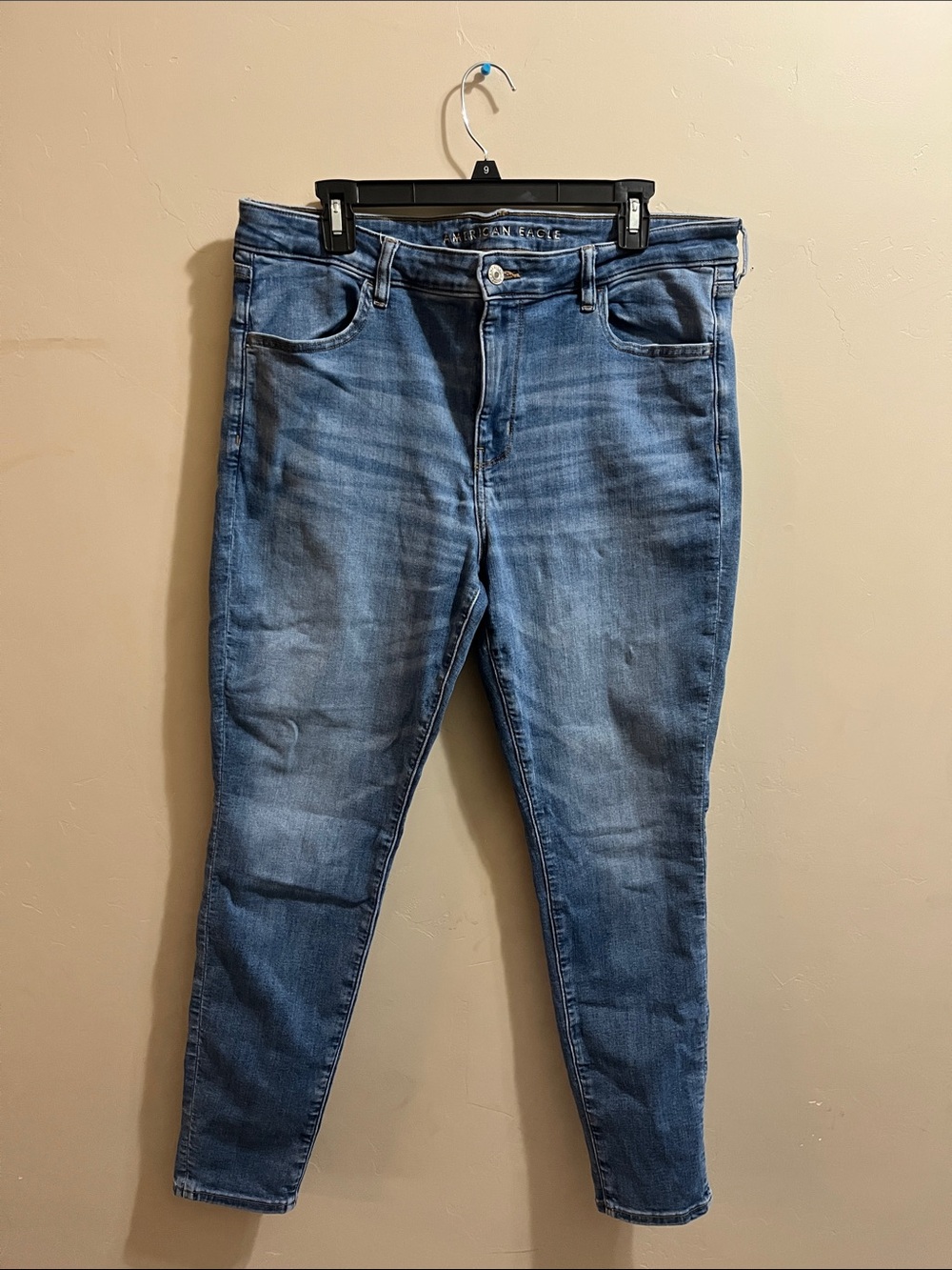 American Eagle Outfitters Women's Skinny Jeans - Medium Blue Wash
